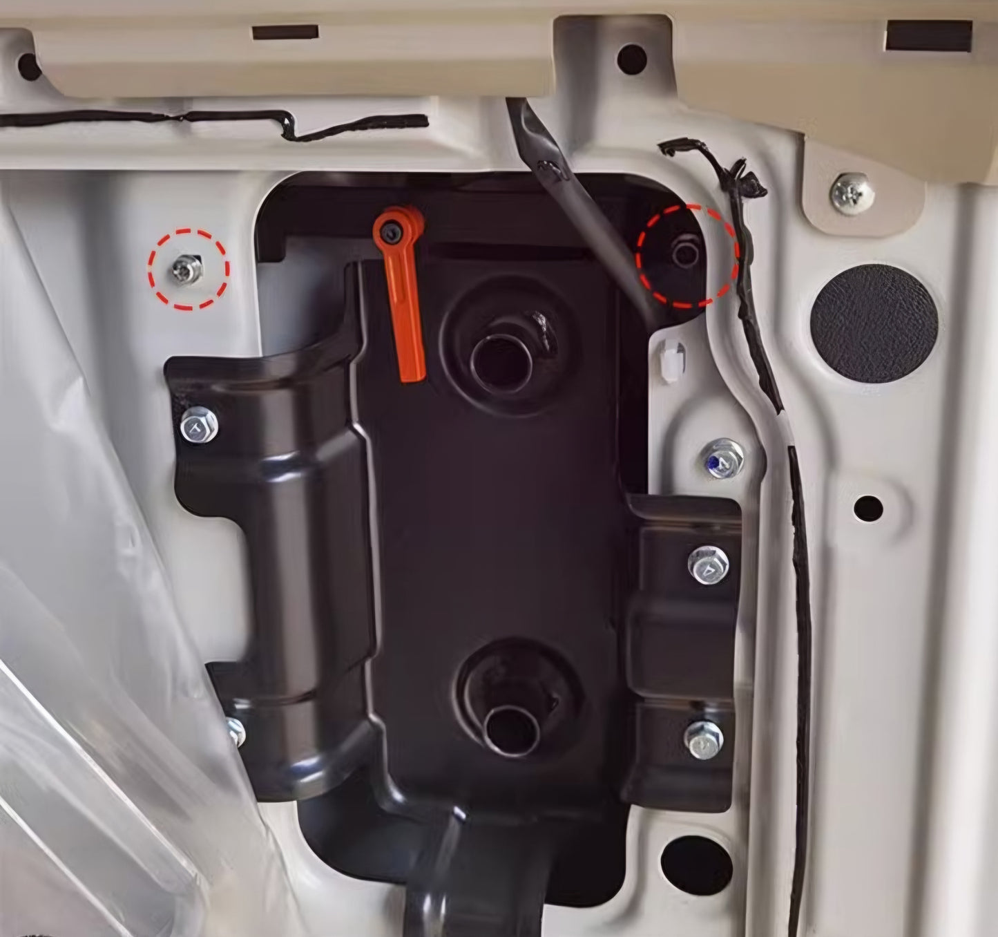 *Mitsubishi Pajero Rear Door Internal Handle, Camping Exit. Gen4 2006-2021