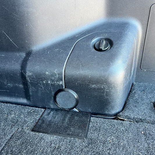 Pajero 3rd Row Seat Solid Plugs