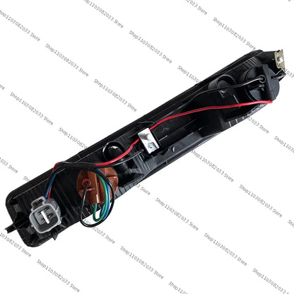 Mitsubishi Pajero V60 Rear Fog Light